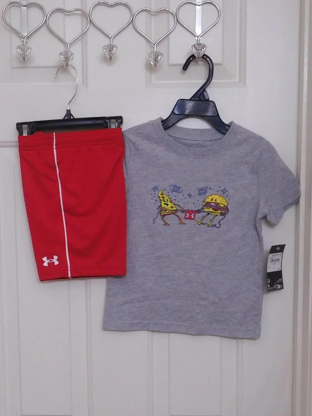 NWT 2pc Under Armour Tug of War Pizza VS Burger Shirt & Shorts Set sz 4t